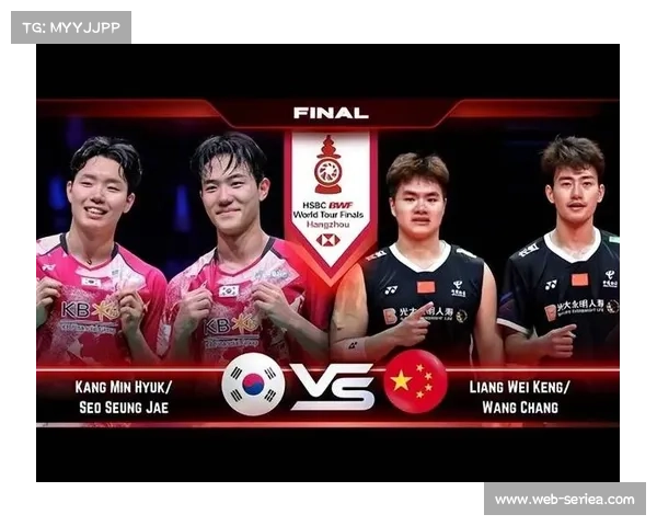 韩国队回国展示奖牌姜敏赫与徐承宰喜庆合影共享荣耀时刻